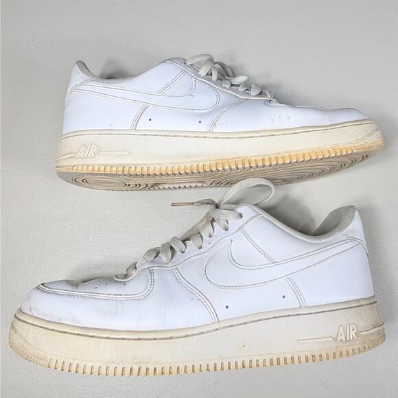 Nike Air Force 1 Low Shoes Mens 11 White Leather Sneakers Classic 315122-111 AF1 - Picture 2 of 7